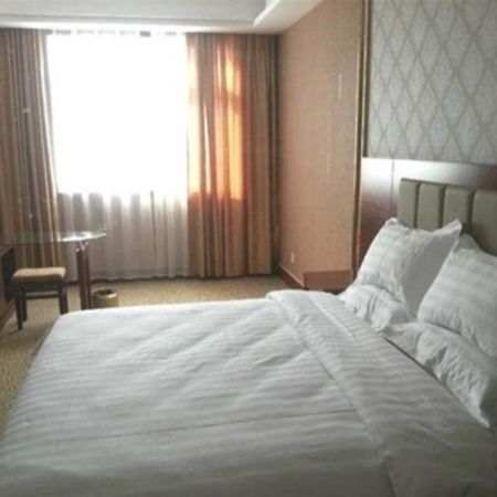 Kunlun Leju Business Hotel Pingdingshan Ruzhou City Exterior photo
